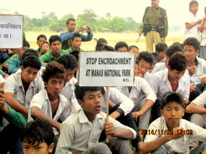 2-school-children-taking-part-at-rally