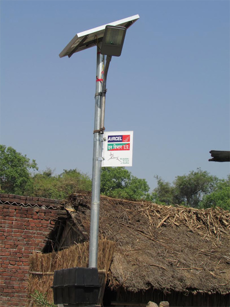 Solar Street Lights for Azad Nagar Village | Wildlife Trust of India